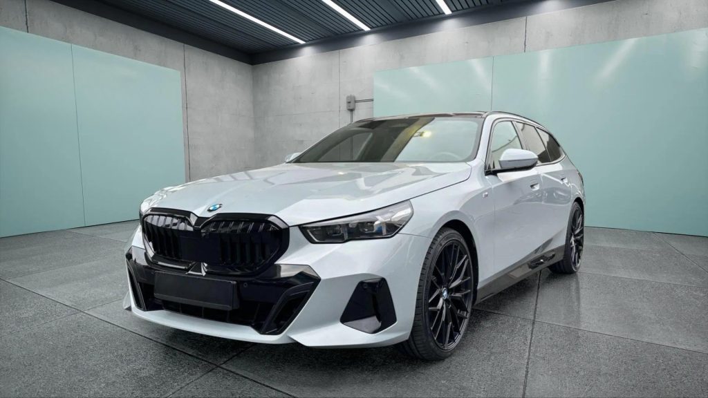 2024 BMW 520d xDrive Touring M Sport Pro