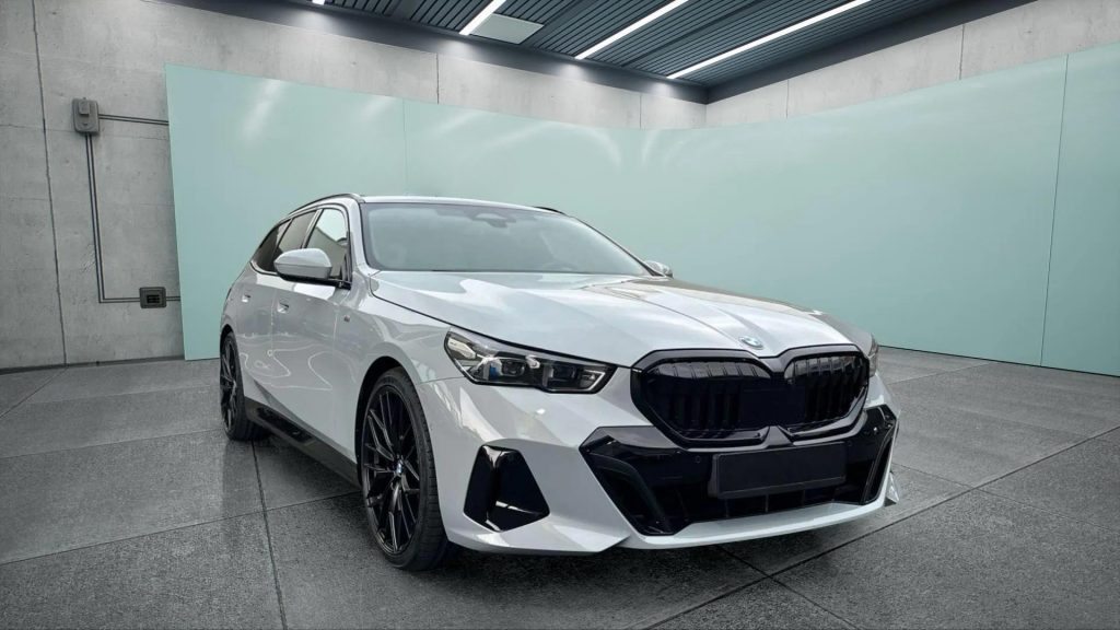 2024 BMW 520d xDrive Touring M Sport Pro