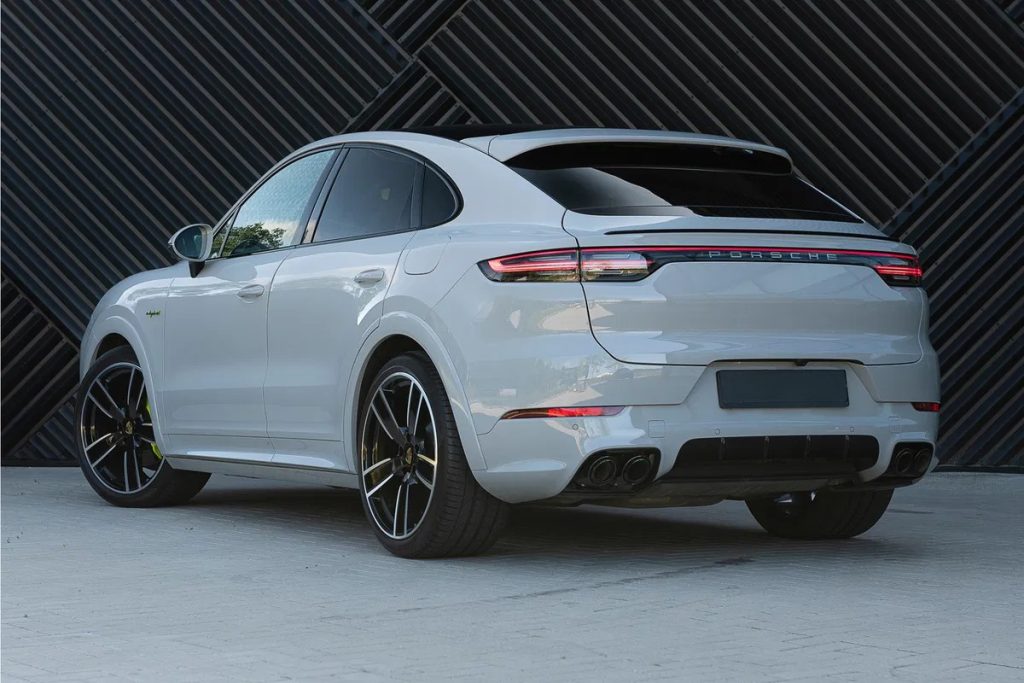 2023 Porsche Cayenne Coupé 3.0 E-Hybrid Sport Design