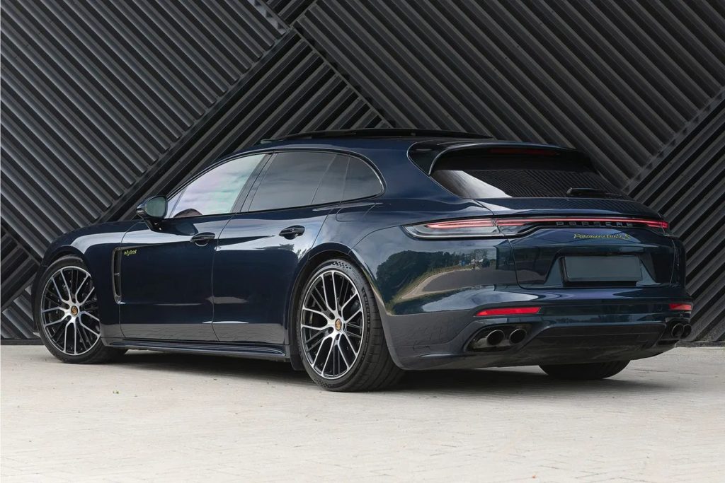 2023 Porsche Panamera 4.0 Turbo S E-Hybrid Sport Turismo