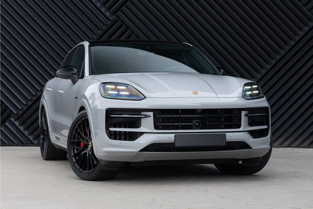 2024 Porsche Cayenne Coupé 3.0 S E-Hybrid Sport Design