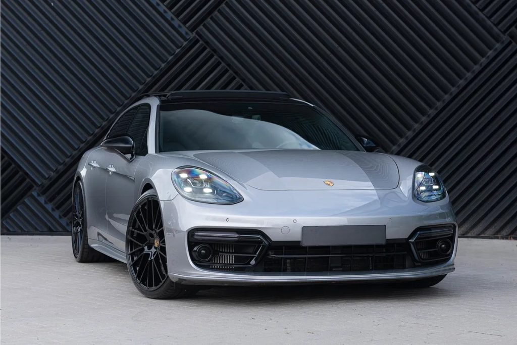 2020 Porsche Panamera S E-Hybrid Sport Turismo