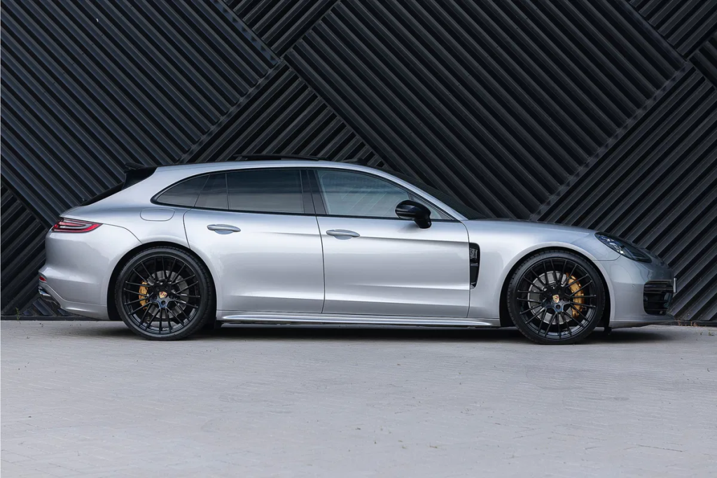 2020 Porsche Panamera S E-Hybrid Sport Turismo
