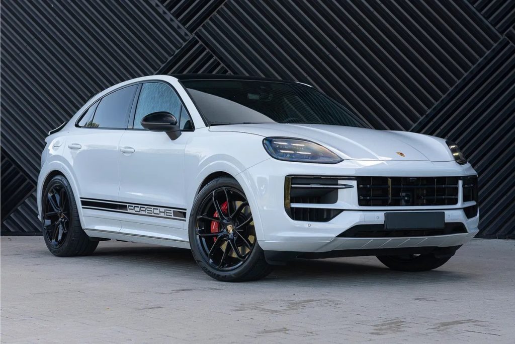 2024 Porsche Cayenne Coupé 3.0 S E-Hybrid Sport Design