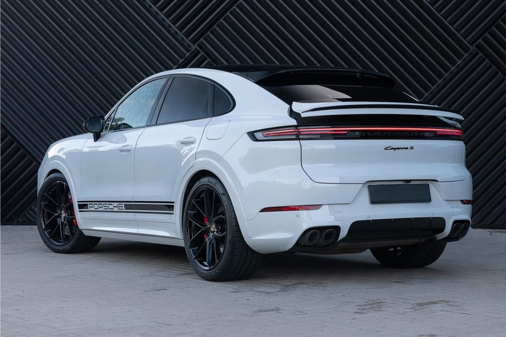 2024 Porsche Cayenne Coupé 3.0 S E-Hybrid Sport Design