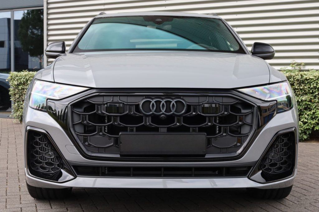 2024 Audi Q8 50 TDI quattro S Line